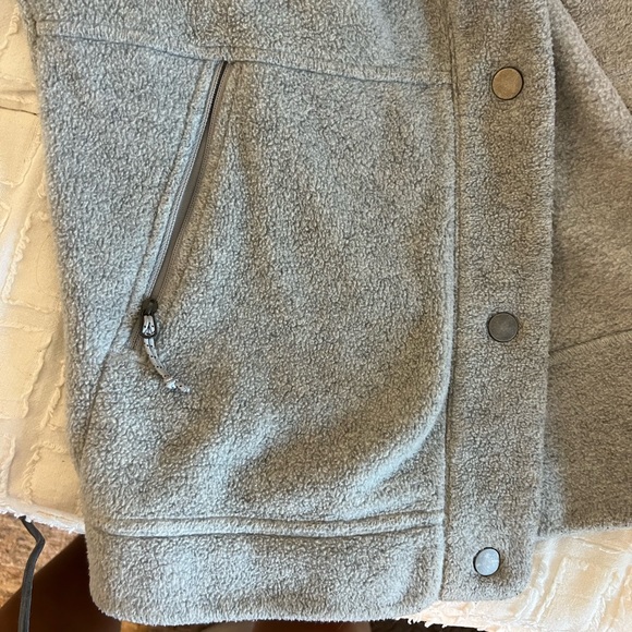 North face button up jacket - Picture 4 of 4